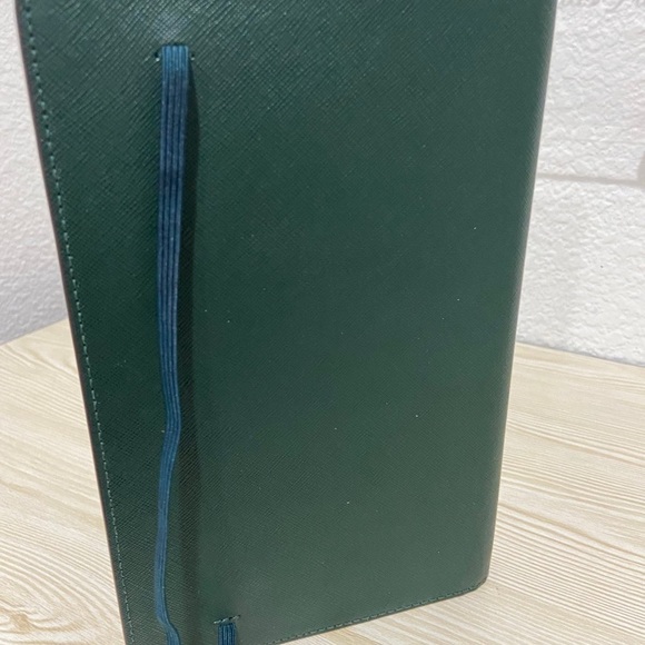 Michael Kors Green Notebook - Picture 6 of 6
